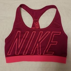 Nike Classic sports bra